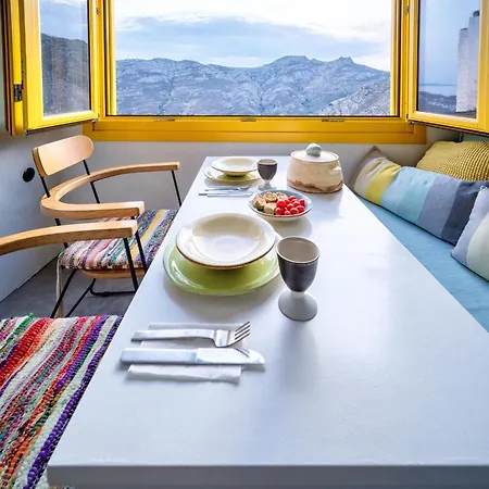 1890 Cliff House 펜션 Serifos Town