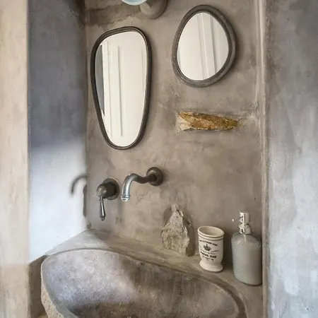 1890 Cliff House * Serifos Town