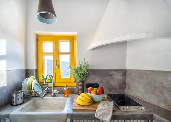 1890 Cliff House * Serifos Town